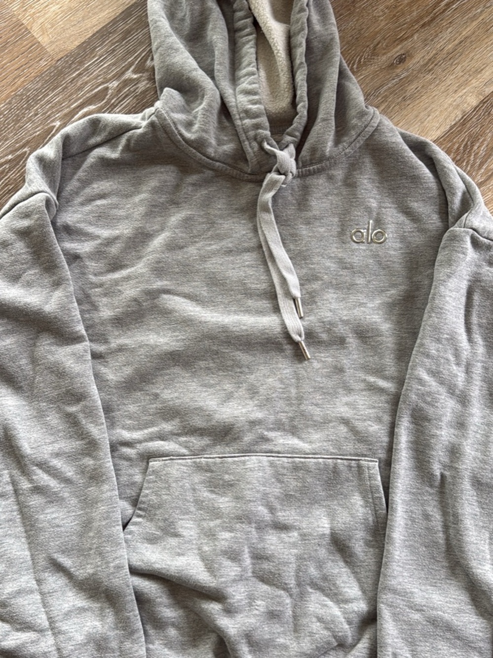 ALO Yoga Light Gray Women’s Pullover Hoodie